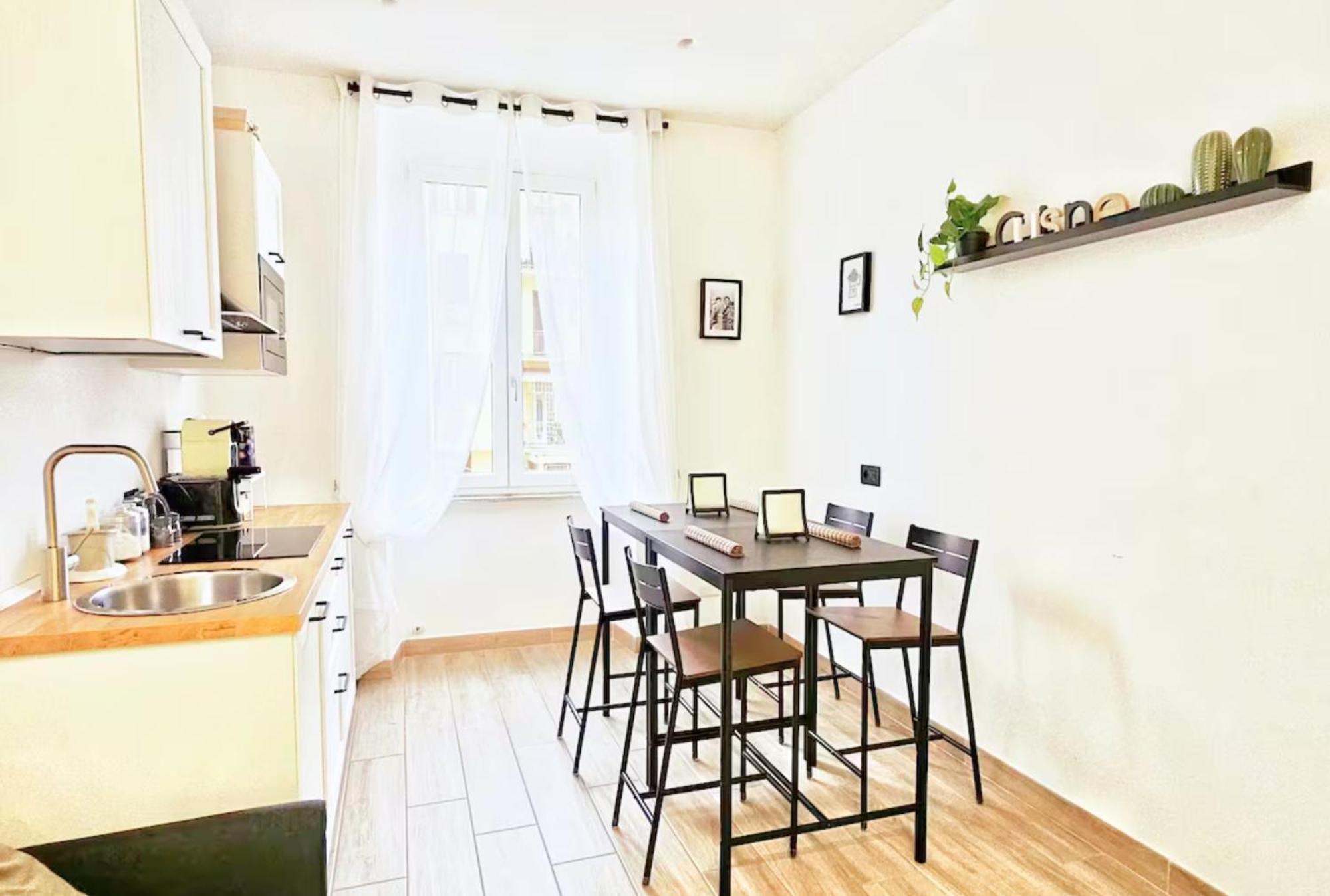 Per 4 Persone Zona Vaticano Apartment Rom